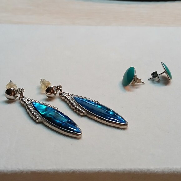 Two Pair Vintage Costume Silver Tone Faux BlueGreen Turquoise Stud Earrings #29W - Picture 8 of 11